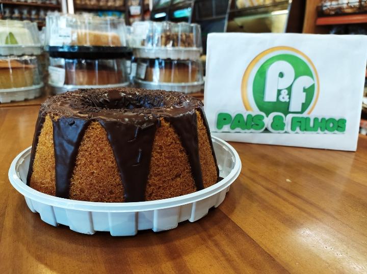 imagem de BOLO P&F KG CENOURA C/COBERTURA